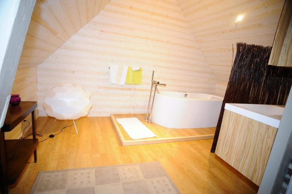 Chateau De Bertreville B&B 객실 사진